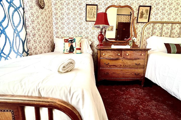 Hotel La More at the Bisbee Inn