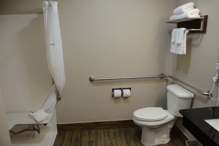Room 21 of 30