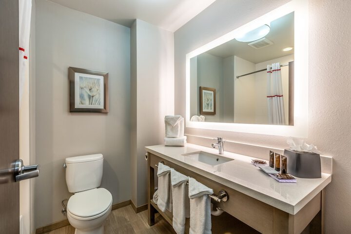 Hawthorn Extended Stay by Wyndham Loveland
