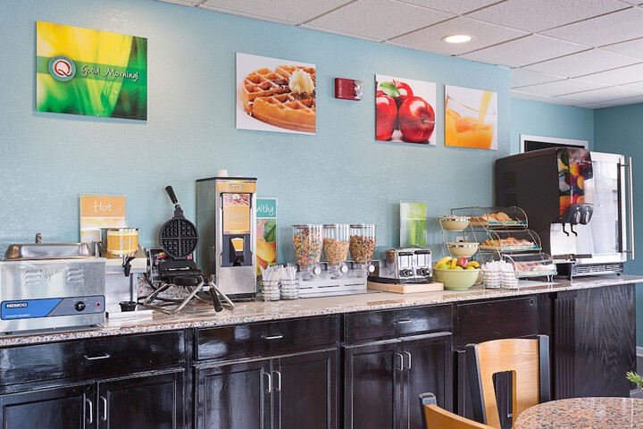 Breakfast/Coffee Service 38 of 43