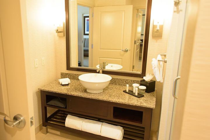 Room 21 of 48