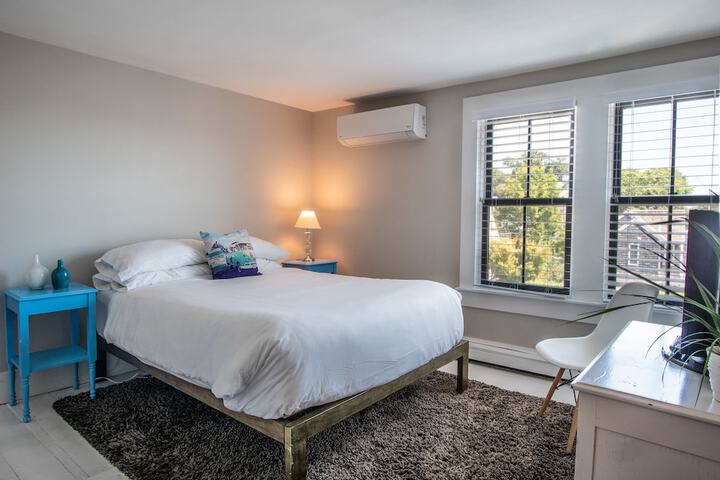 Room 5 of 31