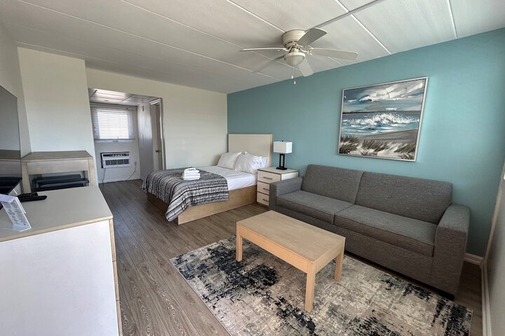 Esplanade Suites a Sundance Vacations Property