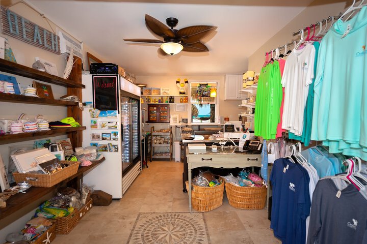 Gift Shop 190 of 205