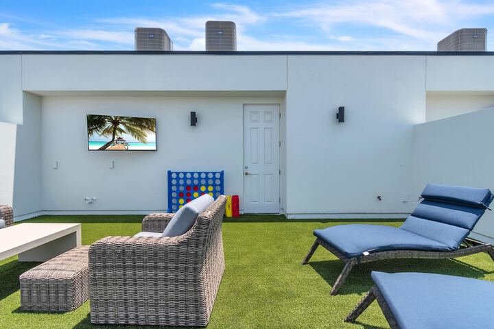 Azul Townhomes A4 - Sunset