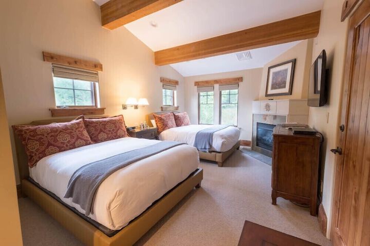 The Chateaux Deer Valley