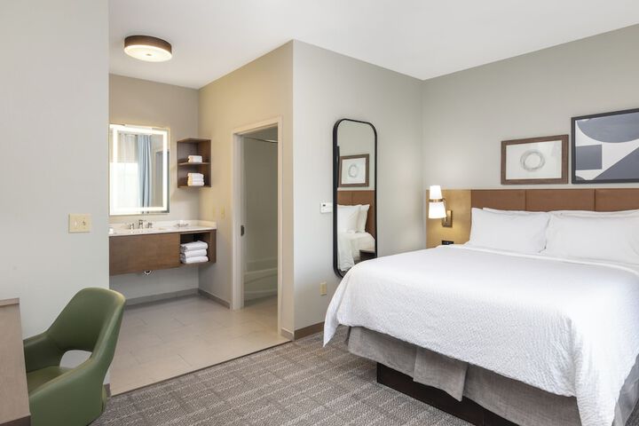 Staybridge Suites Bentonville-Rogers by IHG