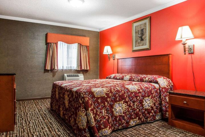 Rodeway Inn Paterson Great Falls Park Area