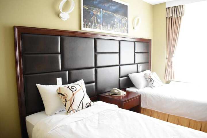 Room 26 of 34