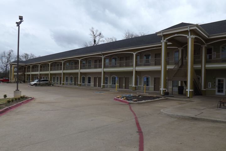 Hotel 4 of 26