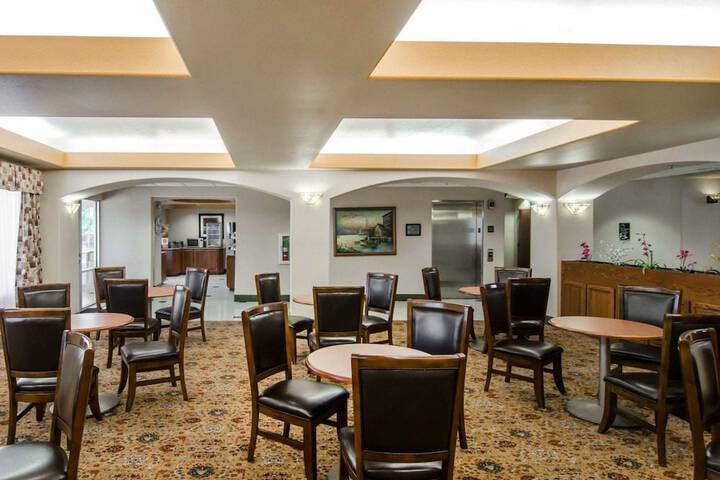 Sleep Inn & Suites Springdale West