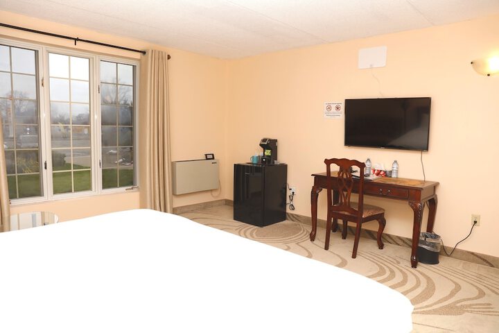Room 14 of 40