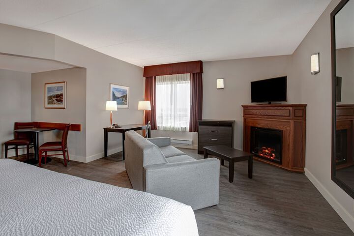 Days Inn & Suites by Wyndham Collingwood