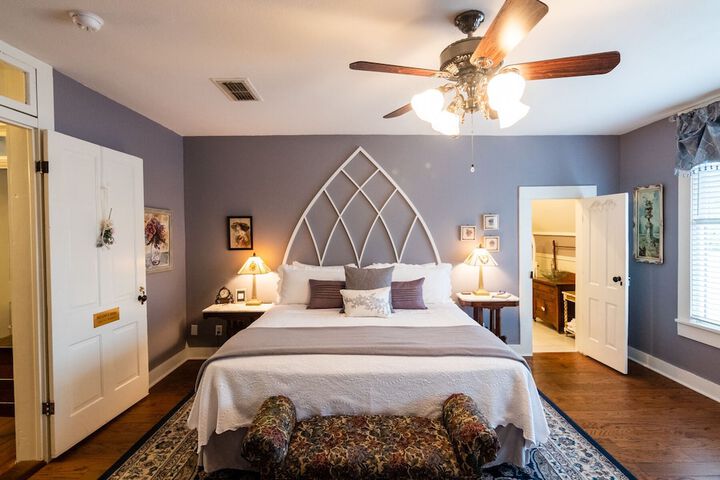 Kennedy Manor B & B