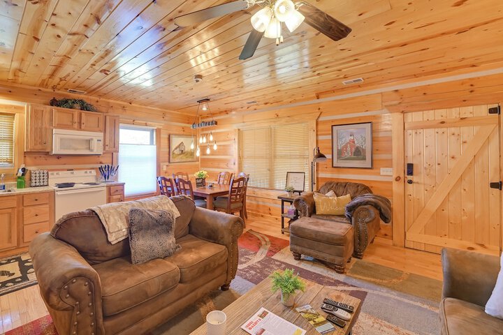 Secluded Retreat: Bbq Lawn Games, & Fire Pit!
