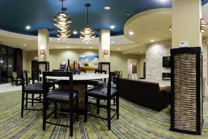 Holiday Inn Express Hotel & Suites Waycross by IHG