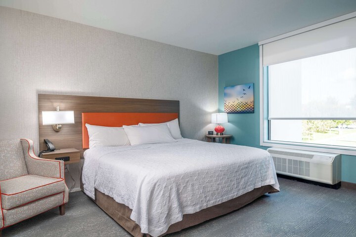 Home2 Suites by Hilton Fredericksburg South