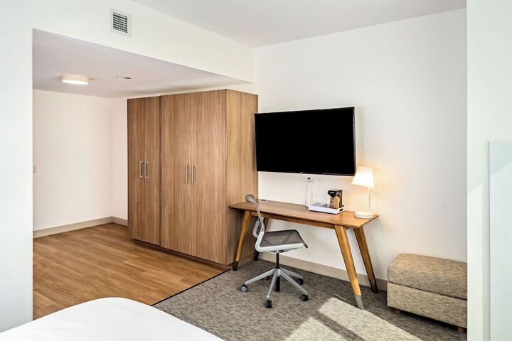 Room 33 of 55