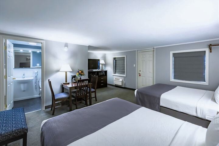 Mt Madison Inn & Suites