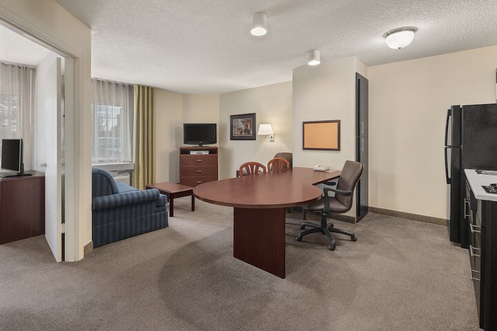 Room 19 of 47