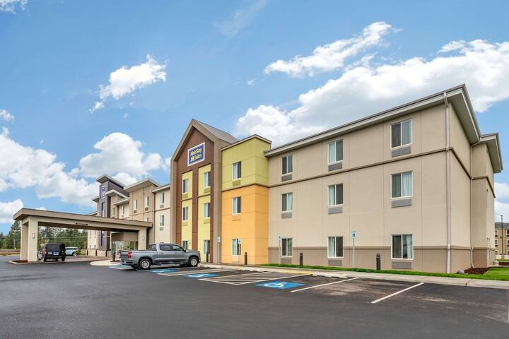 Hotel 2 of 37