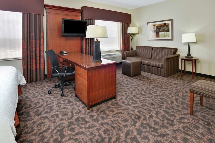 Room 10 of 22