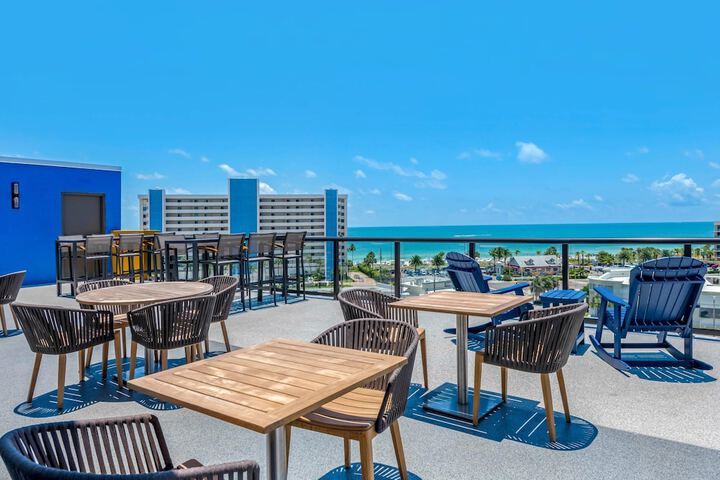 Cambria Hotel St. Petersburg-Madeira Beach Marina