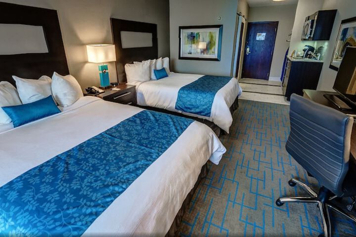 Holiday Inn & Suites Syracuse Airport - Liverpool by IHG