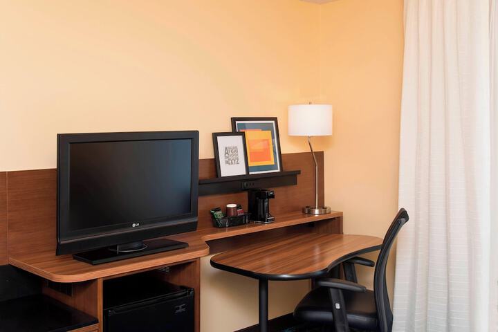 Room 14 of 26