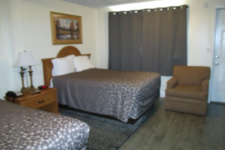 Room 19 of 28