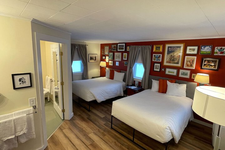 Sleep Woodstock Motel