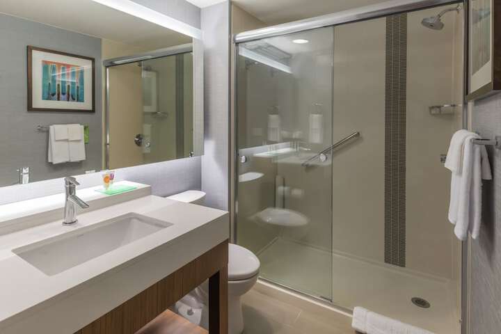 Hyatt Place Marlborough / Apex Center