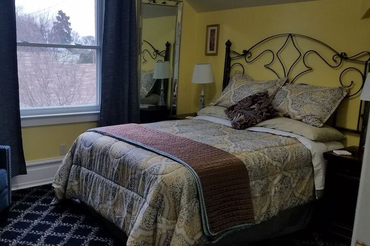 Room 24 of 50