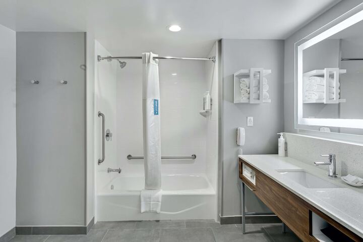 Hampton Inn Houston-Pearland
