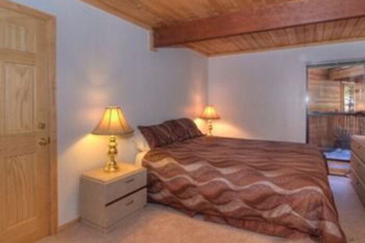 Spacious 3 North Shore Townhome 3 Br Townhouse by RedAwning