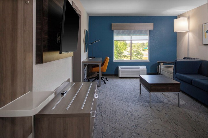 Room 61 of 90