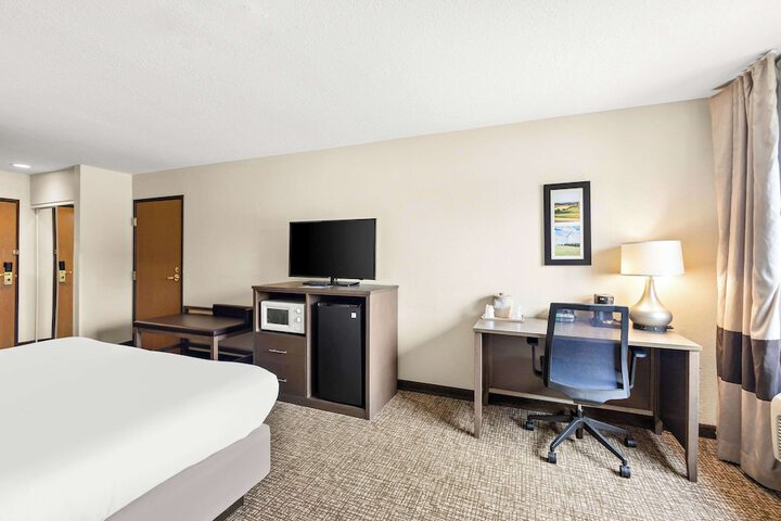 Room 38 of 42