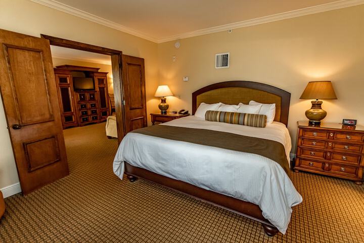 Room 46 of 117