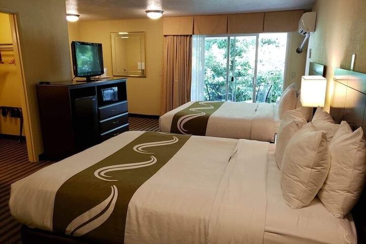 Quality Inn & Suites Vancouver - Hazel Dell