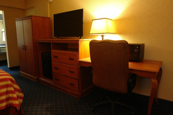 Room 17 of 20
