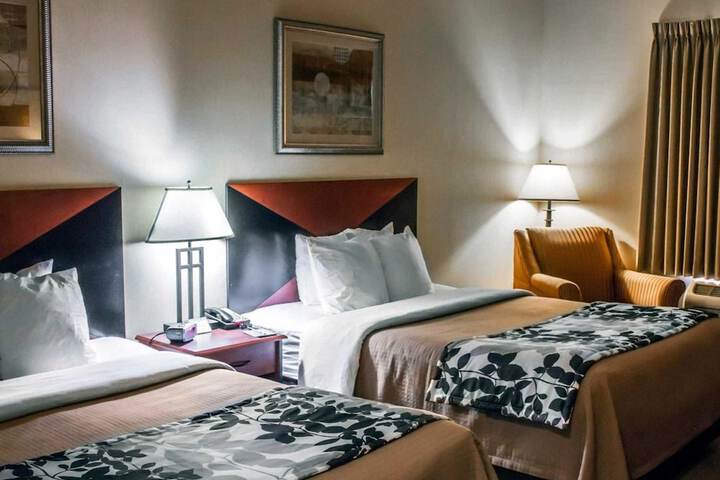 Sleep Inn & Suites Redmond