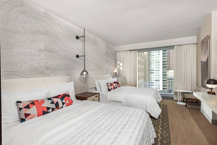 Room 42 of 98