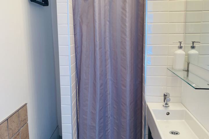 Room 56 of 69