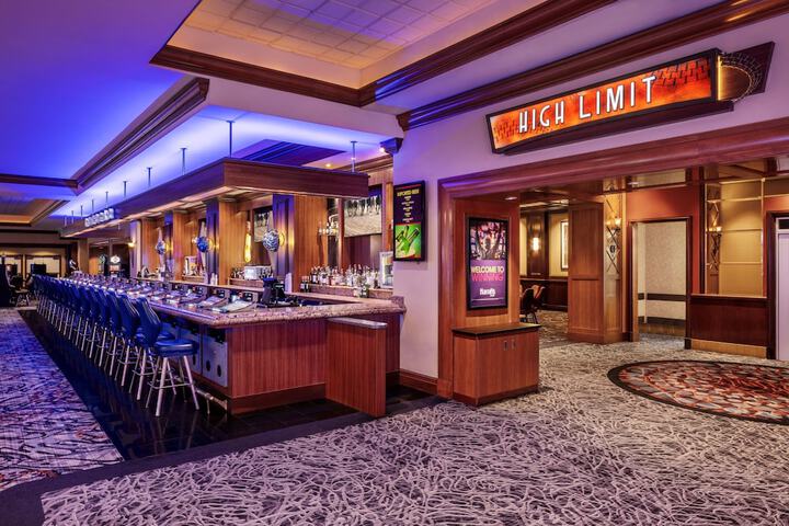Harrahs Joliet Hotel & Casino - a Caesars Rewards Destination