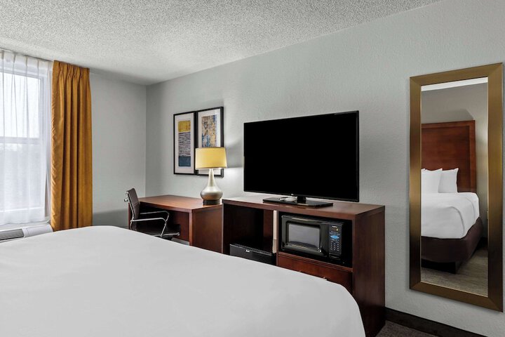 Comfort Inn & Suites Staunton