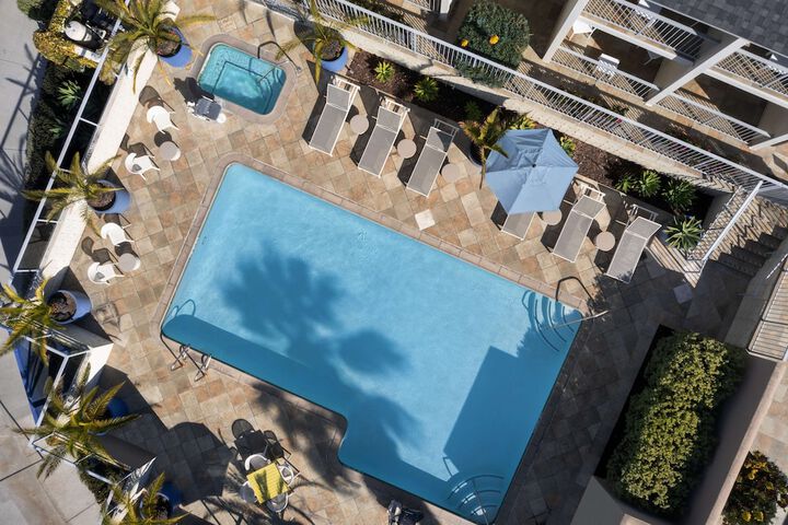 Pool 6 of 51
