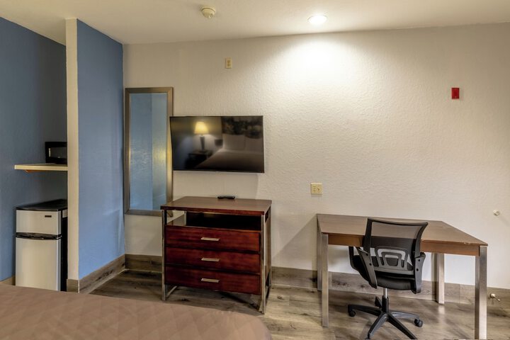 Azul Inn Houston Hobby Airport