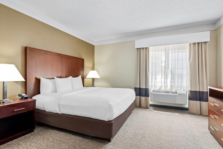 Comfort Suites Linn County