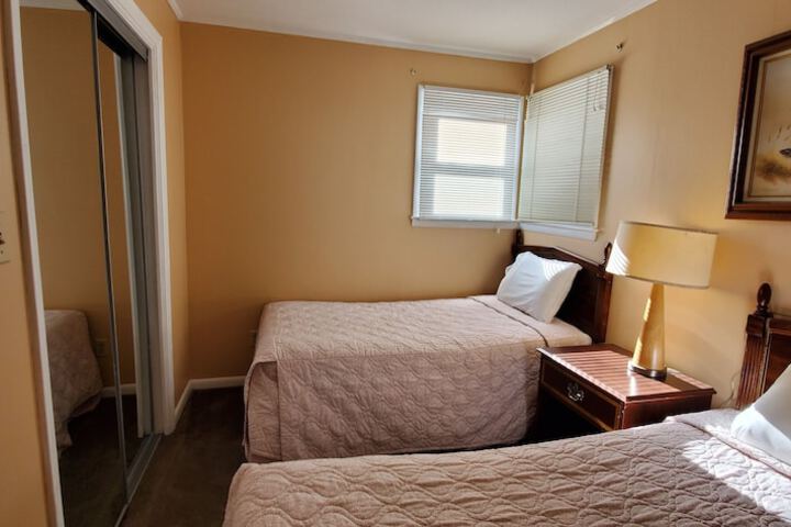 Pinebrook Motel