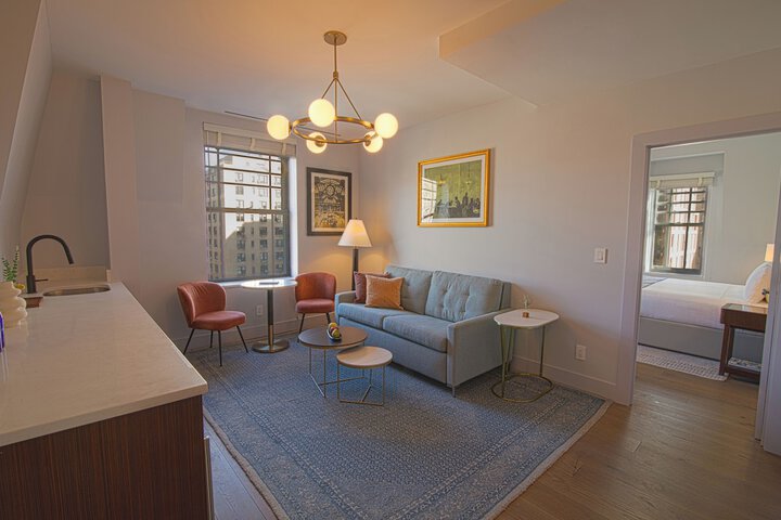 Room 65 of 104